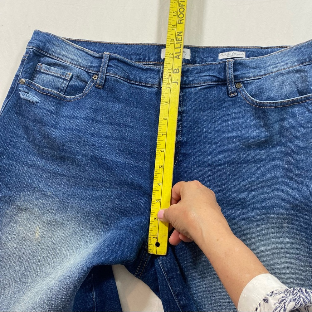 Sofía Jeans Blue Denim Shorts Frayed hem Factory distressed Boho Beach Summer - Picture 7 of 9